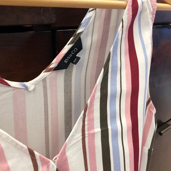 RW & Co. Cute Summer Top - Picture 4 of 5